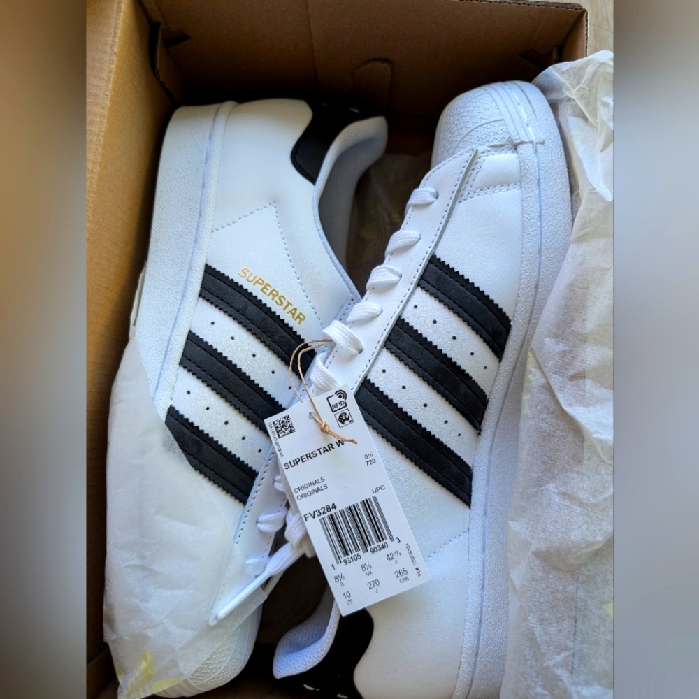 NIB Adidas Superstar sz 10